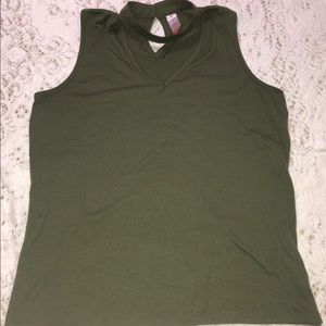 No Boundaries Army Green Sleeveless Shirt